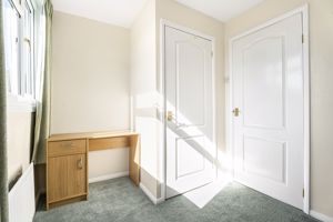 Bedroom- click for photo gallery